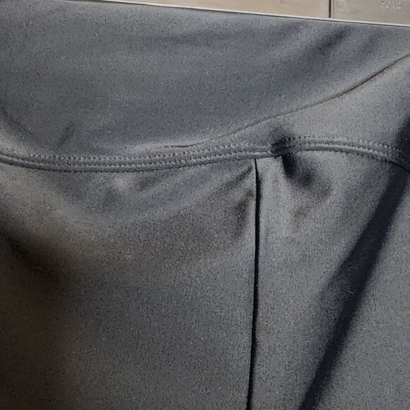 2X 18W 20W Torrid Active High Rise Capri Swim Legging Bottoms Black Plussize - Picture 3 of 7